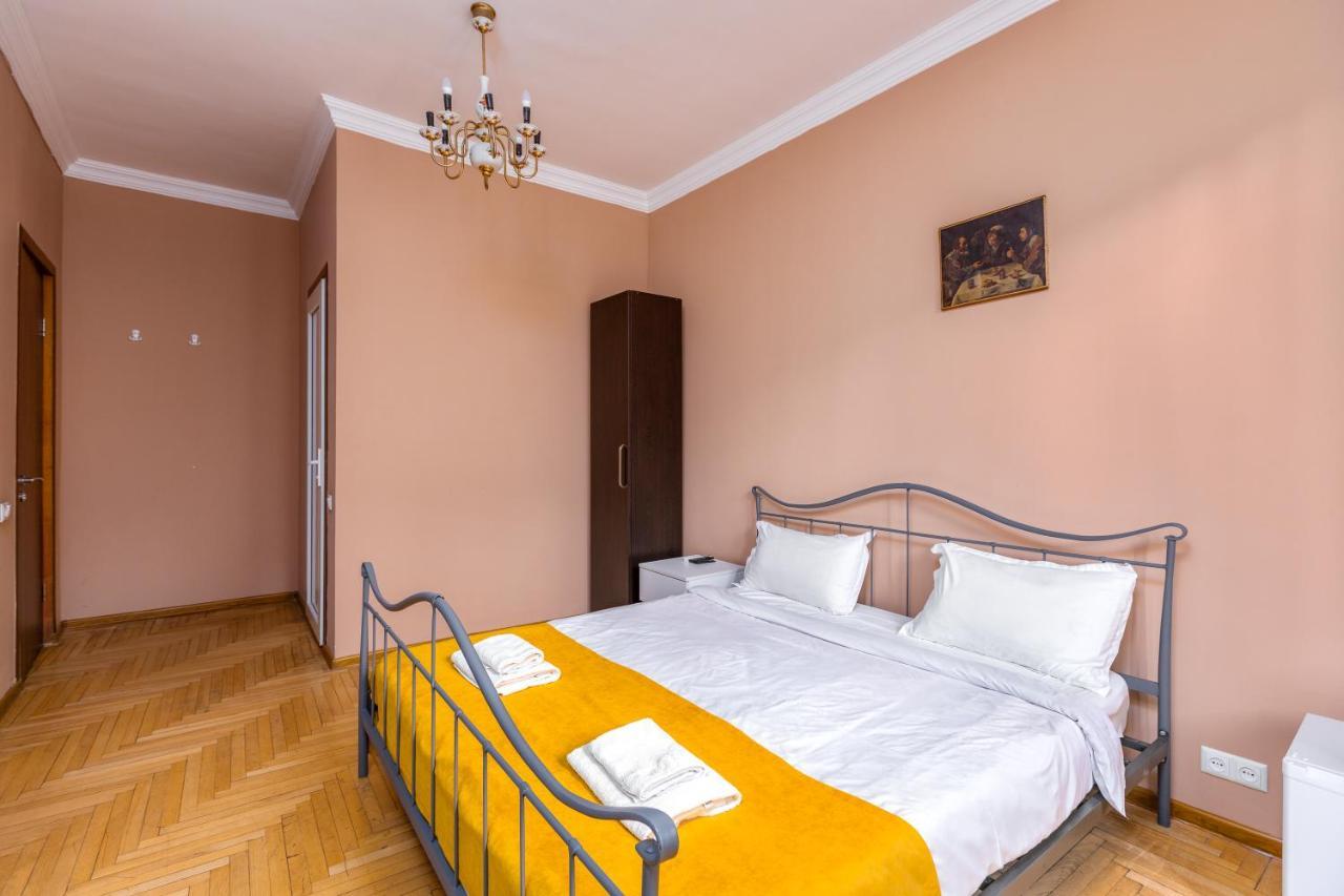 Sunny Hotel Tiflis Exterior foto