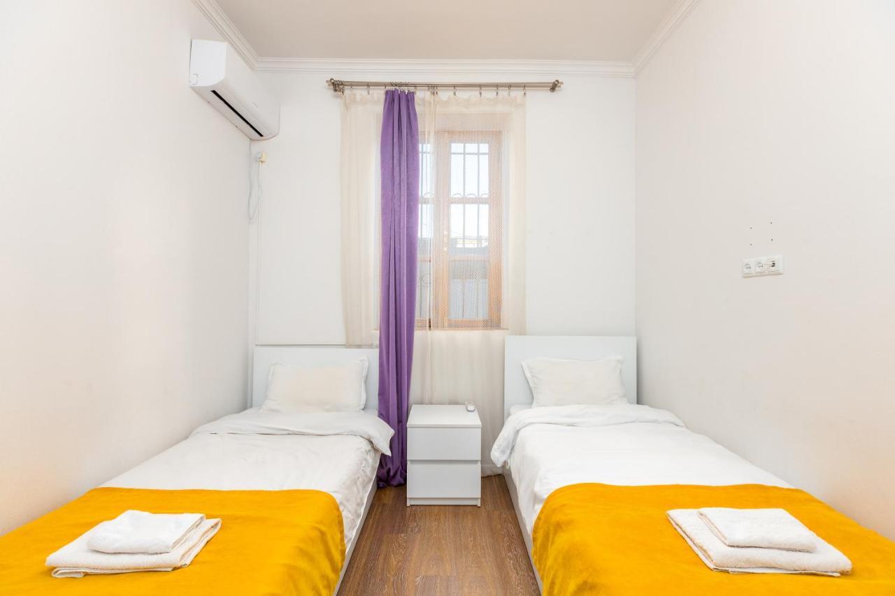 Sunny Hotel Tiflis Exterior foto